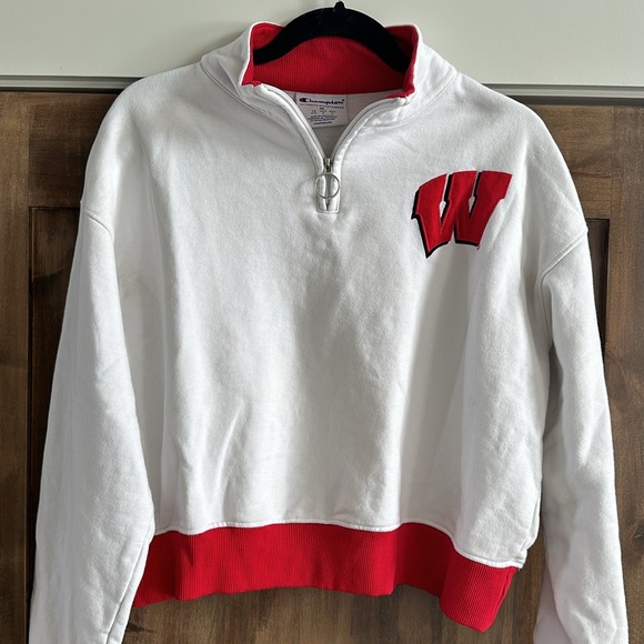 Champion Wisconsin Badger Sweatshirt - Picture 3 of 12